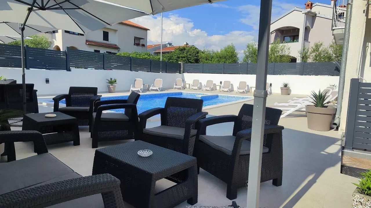 Viktor Rooms And Apartments Rovinj Penzion