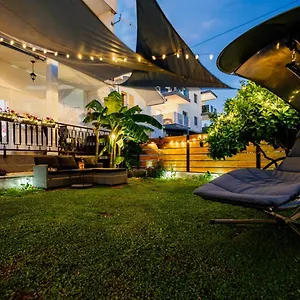 ante-rooms.hotels-in-trogir.com/